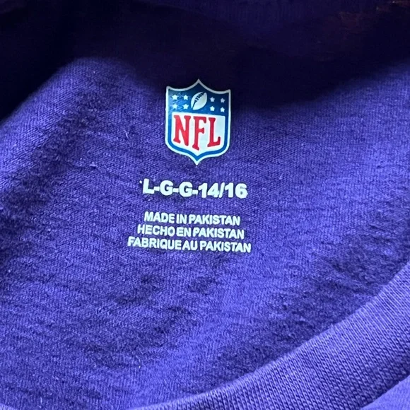 NFL Purple Shirt with Logo. 1254 - Picture 3 of 3